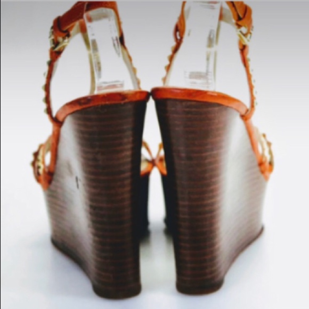 🔥🔥MICHAEL KORS🔥🔥STUDDED STRAPPY WEDGES🔥🔥 - Picture 3 of 7